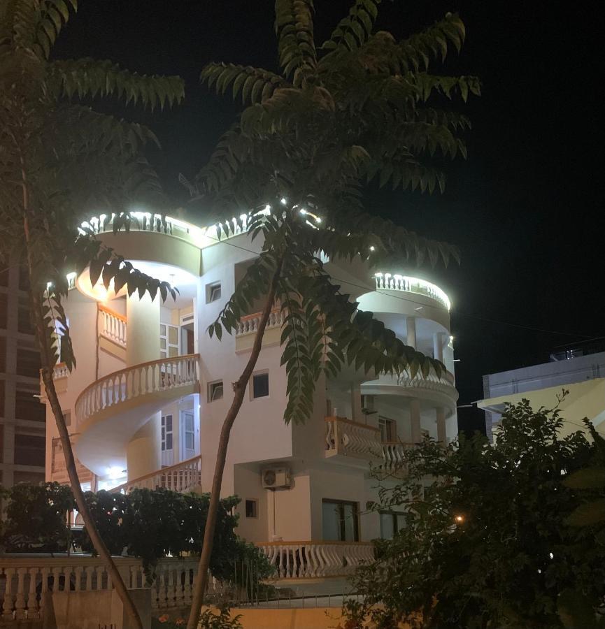 Apartments Delfin Улцин Екстериор снимка