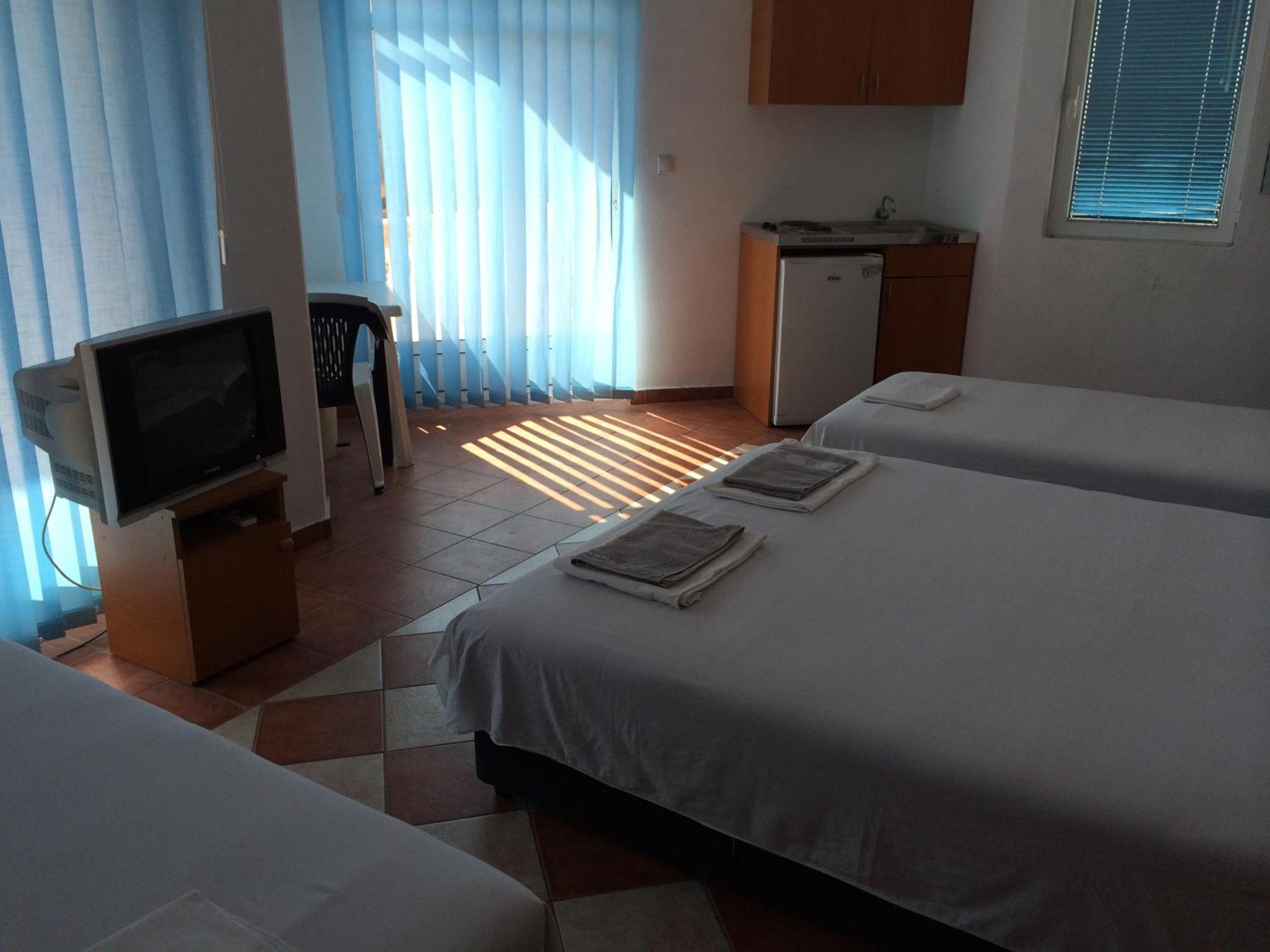 Apartments Delfin Улцин Стая снимка