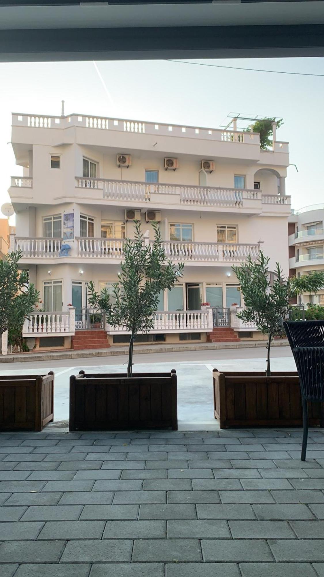 Apartments Delfin Улцин Екстериор снимка