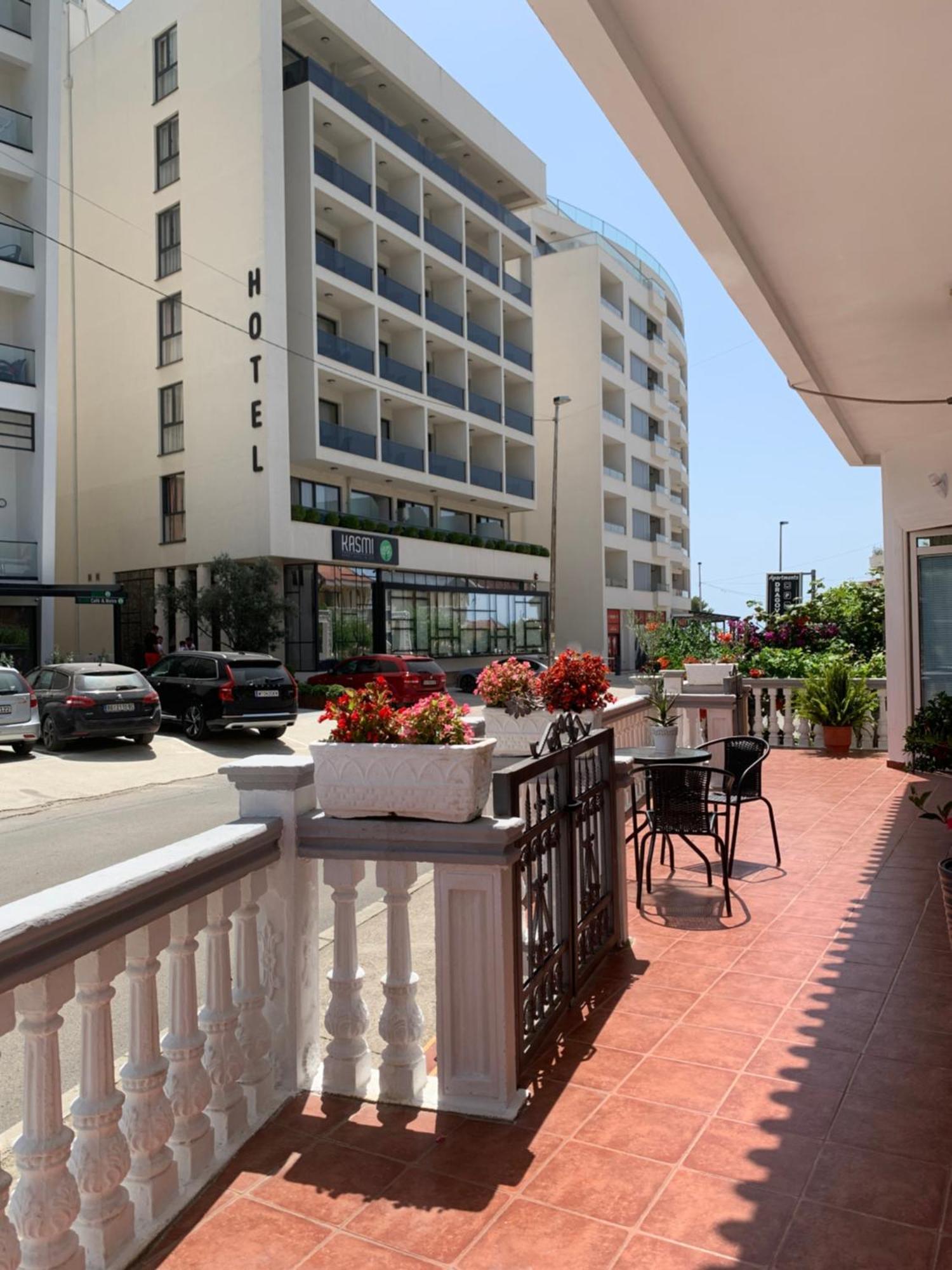 Apartments Delfin Улцин Екстериор снимка