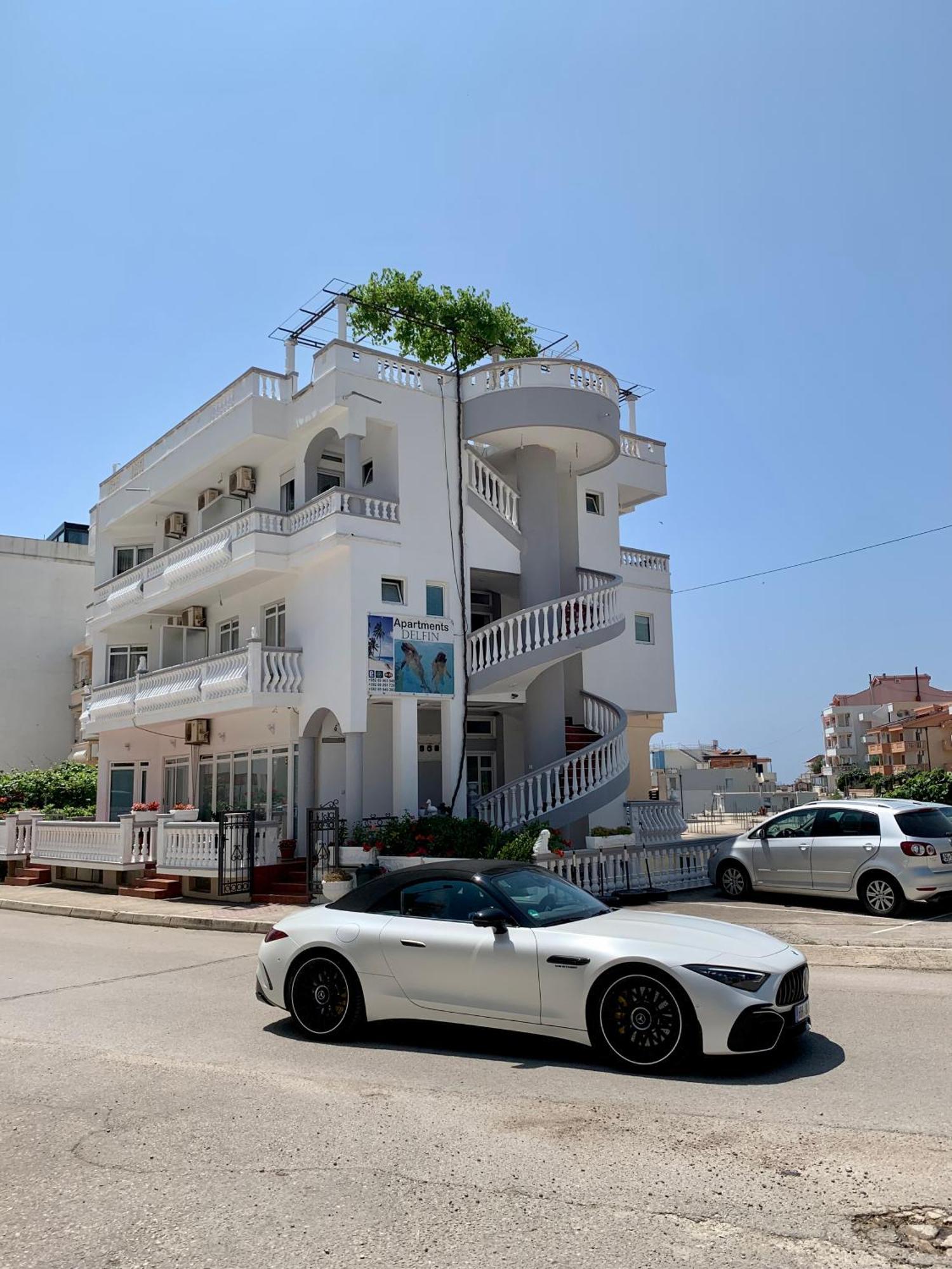 Apartments Delfin Улцин Екстериор снимка