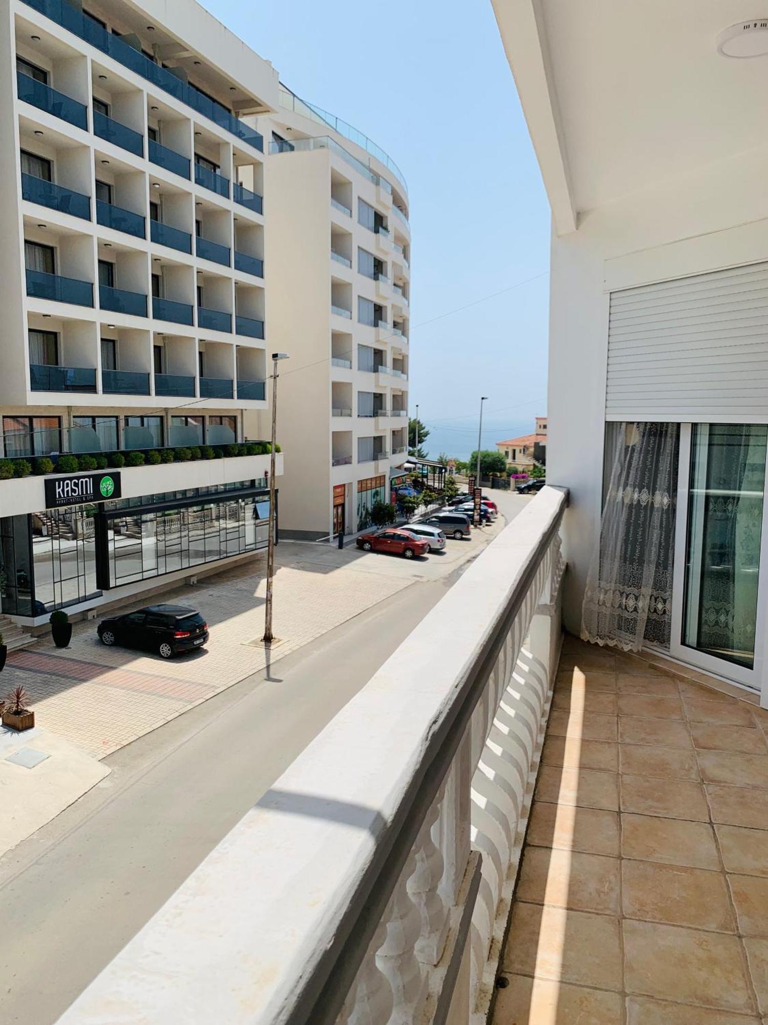 Apartments Delfin Улцин Екстериор снимка